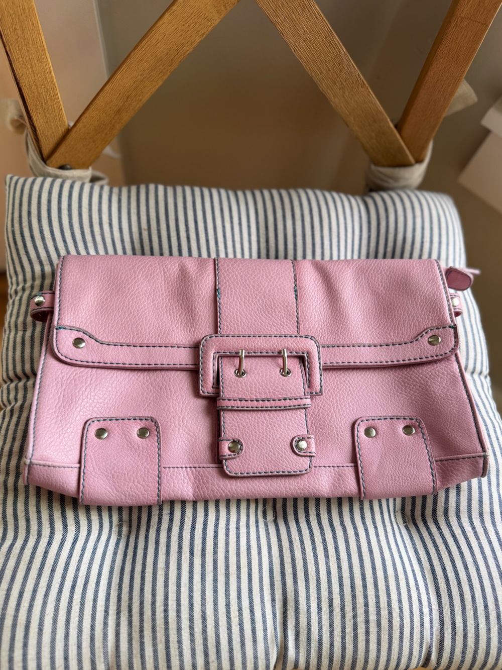 Vintage Y2K Chinese Laundry Pink Oversized Buckle Envelope Clutch Purse